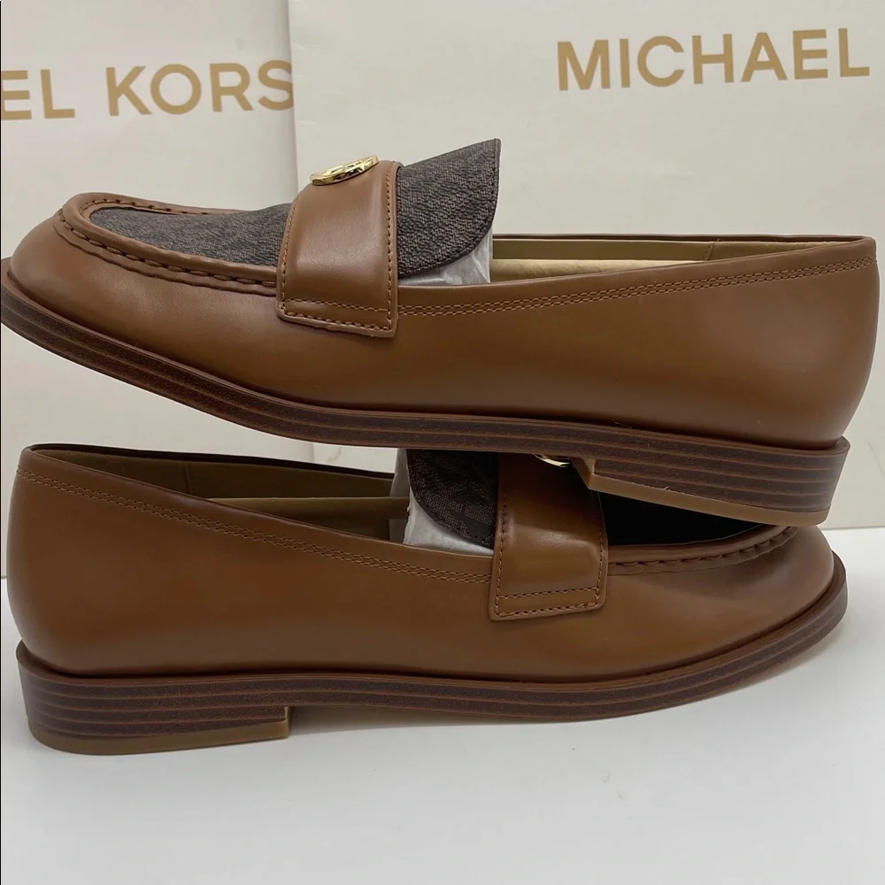 Michael Kors HANNAH LOAFER
FAUX LEATHER
49F5HNFP2L
Brown - Picture 15 of 16